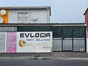 2 Bedroom Property for Sale in Elsies River Western Cape